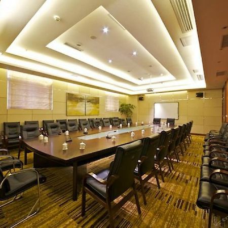 Summer Cambridge Hotel Guiyang  Extérieur photo